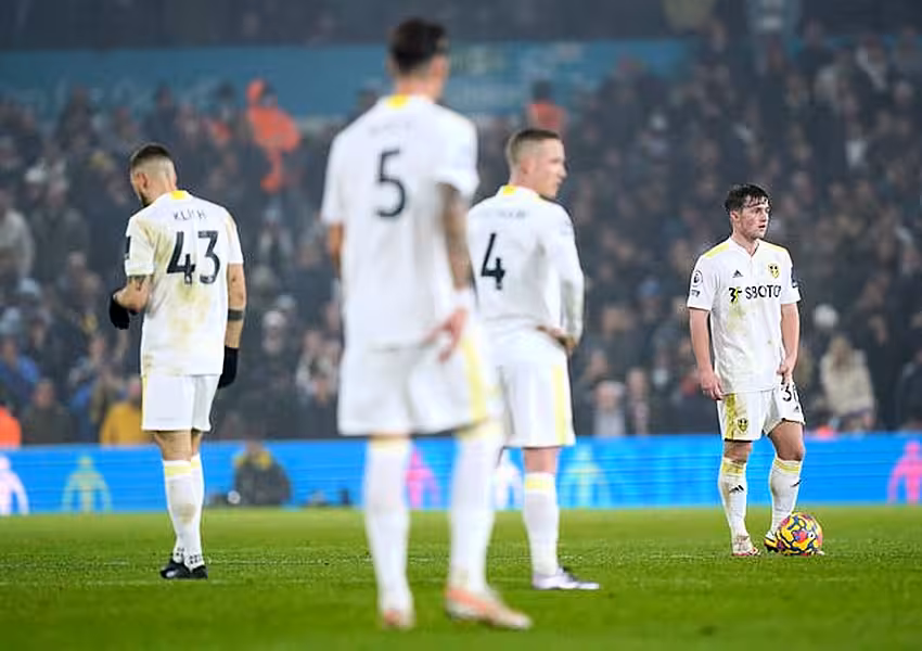 Leeds players on the pitch