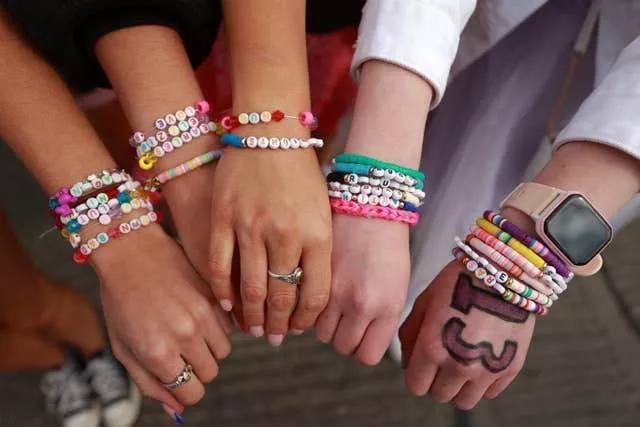 Sisters Erin O Geran, Orla O Geran, Eadaoin O Geran and Emma Tobin from Cork show their friendship bracelets