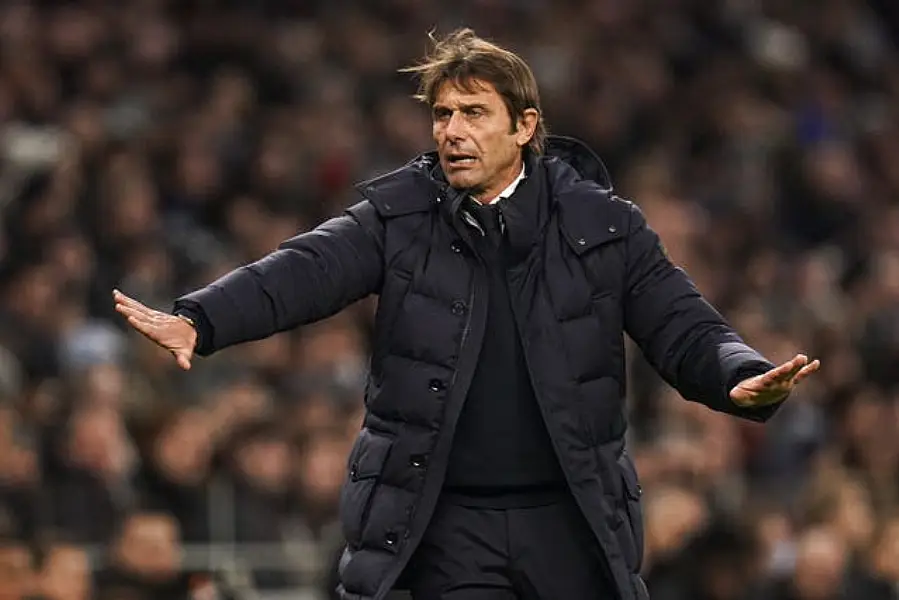 Tottenham Hotspur manager Antonio Conte on the touchline