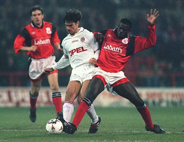 Chris Bart-Williams in UEFA Cup action for Nottingham Forest against Bayern Munich 