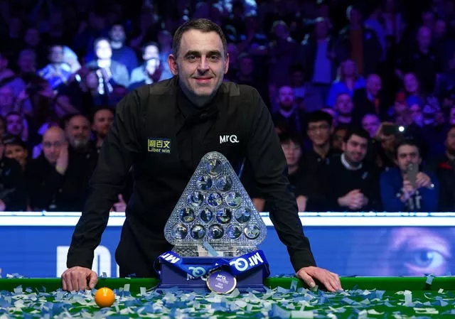 Ronnie O’Sullivan with the Masters trophy