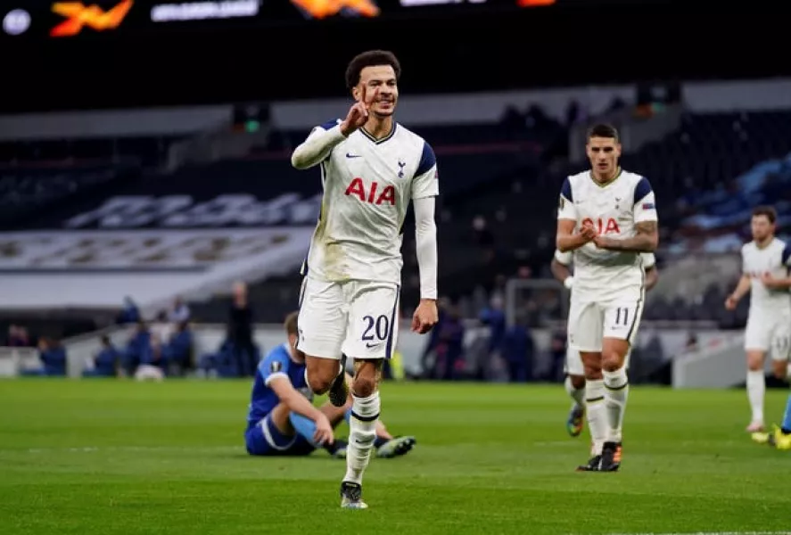 Dele Alli celebrates his goal