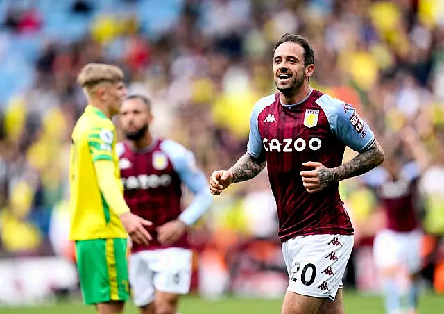 Danny Ings (right) celebrates