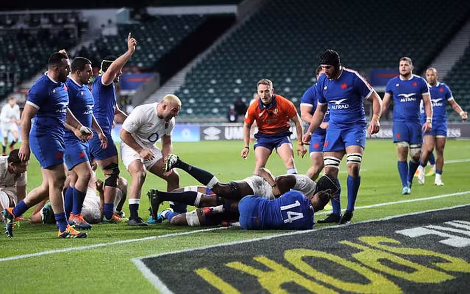 A late try from Maro Itoje saw England come from behind to beat France