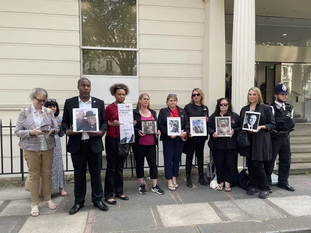 Members of bereaved families outside the Covid-19 inquiry 