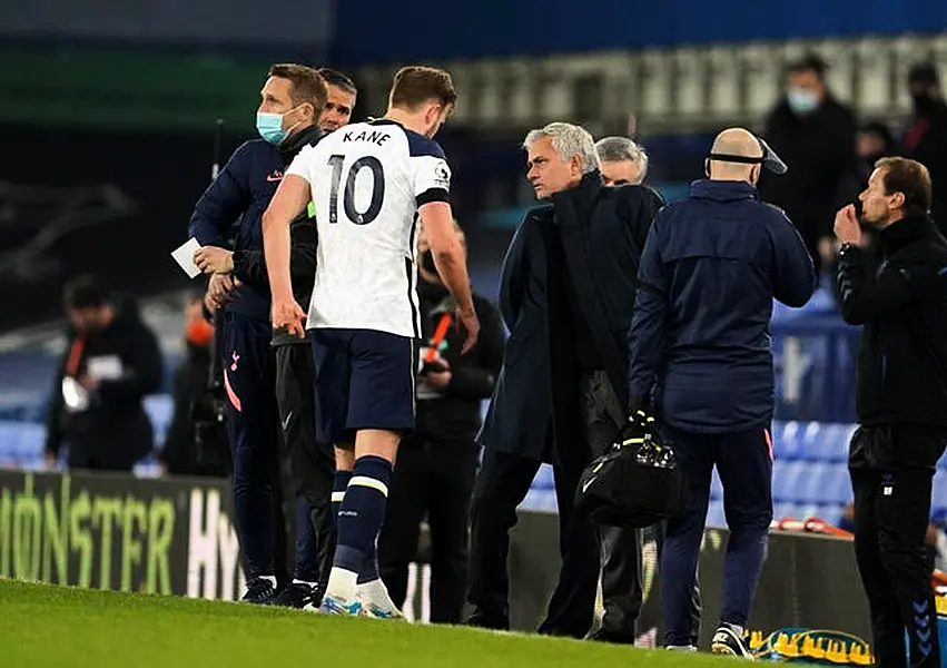 Harry Kane limps off