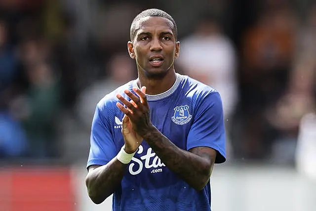 Ashley young applauds