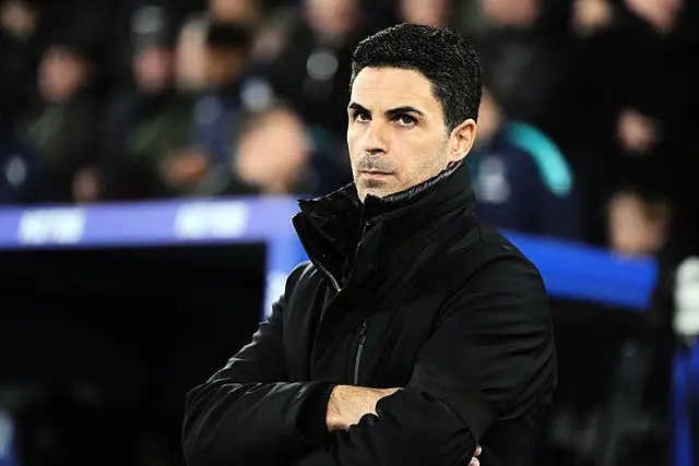 Mikel Arteta looks glum