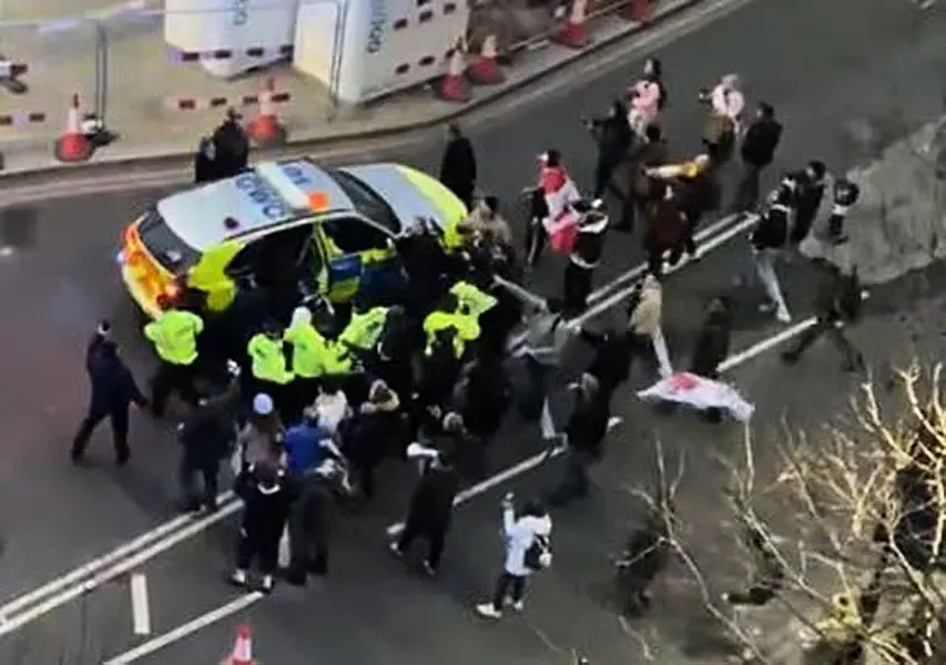 Keir Starmer protesters