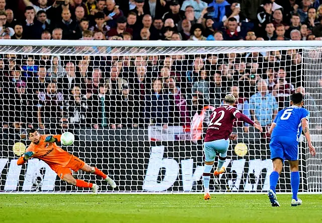 West Ham 2-1 AZ Alkmaar: Said Benrahma, Michail Antonio hand Hammers Europa  Conference League semi-final advantage, Football News