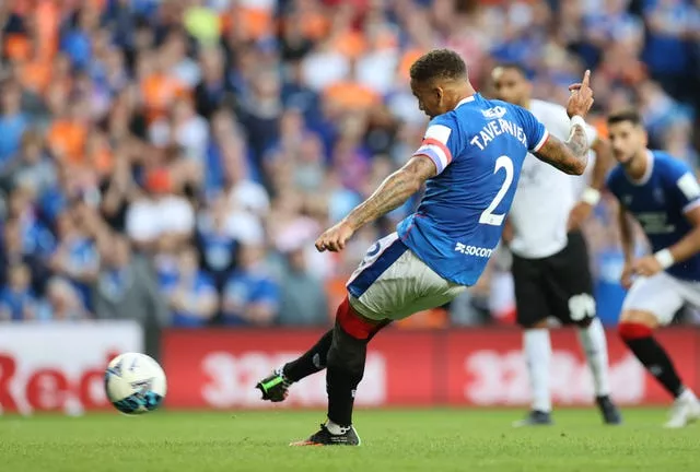 Tavernier heads Rangers into Champions League playoffs