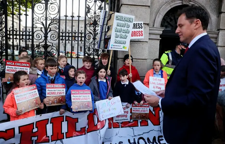 Mica protest by children from Donegal