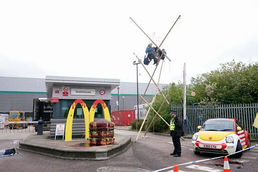 Animal Rebellion blockade McDonalds distribution sites