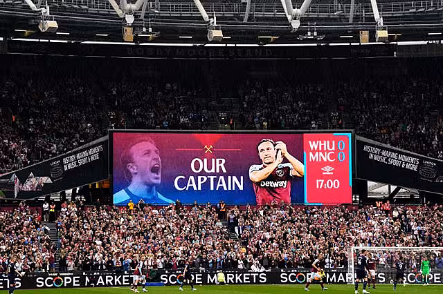 Fans applaud West Ham United’s Mark Noble on his final home game