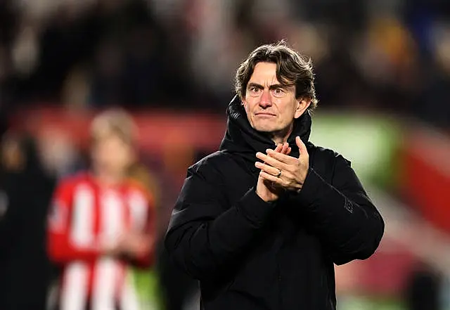 Thomas Frank claps the Brentford fans