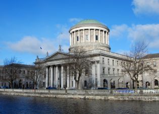 Mother-Of-Three With Terminal Cervical Cancer Settles High Court Action