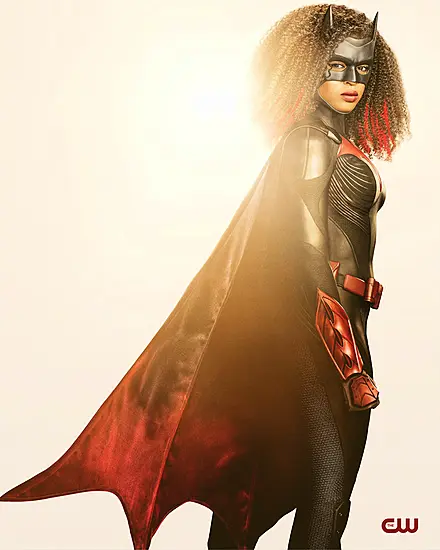 First Look At Javicia Leslie In New Batwoman Suit