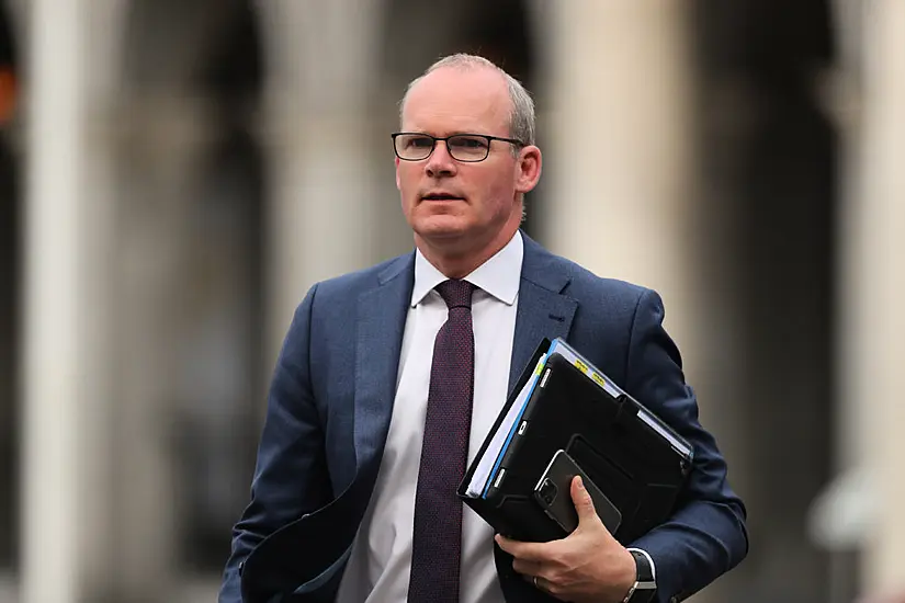 Brexit Trade Talks Will Run Past Mid-November Deadline, Coveney Says