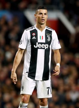 Ronaldo Double Helps Juve To Win Over Barca