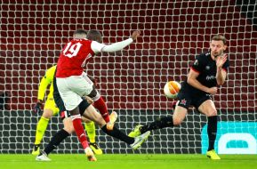 Brave Dundalk Fall To 3-0 Loss Against Arsenal