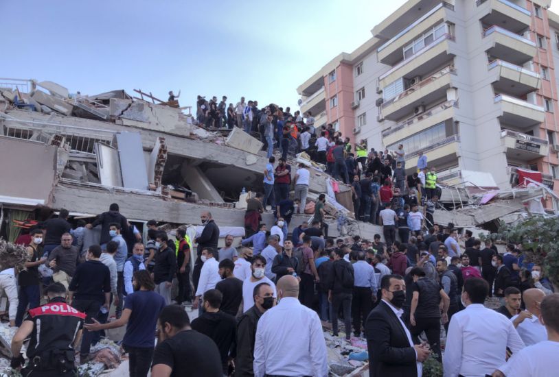 Six Dead As Strong Earthquake Hits Turkish Coast