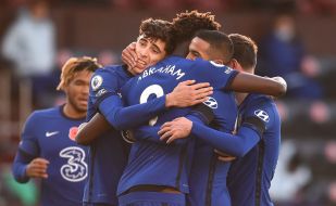 Chelsea Ease To Victory At Struggling Burnley