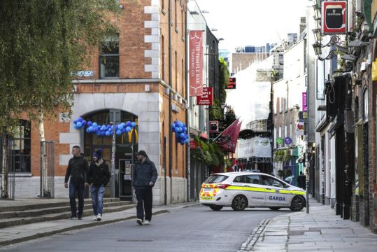 Gardaí To Increase Patrols Of Public Areas To Prevent Large Gatherings