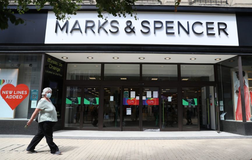 Marks & Spencer Plunges To First Loss In 94 Years