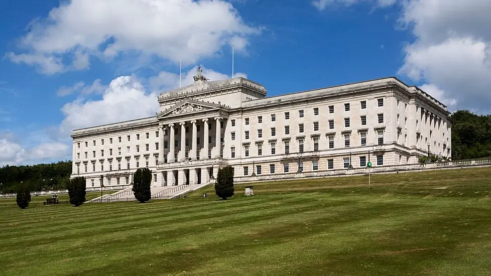 Stormont To Discuss Extending Northern Ireland Lockdown