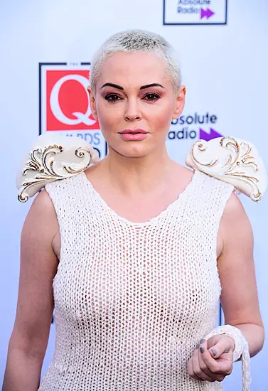 Rose Mcgowan Breaks Her Arm While Reading Us Election Results