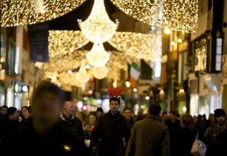 Government Criticised On Lack Of Clarity Over Christmas Covid Restrictions