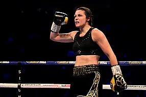 Katie Taylor Remains World Champion After Outclassing Miriam Gutierrez