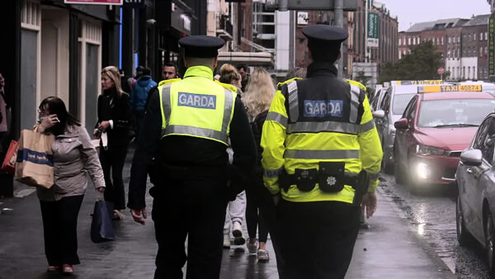 Gardaí To Crack Down On Street Drinking