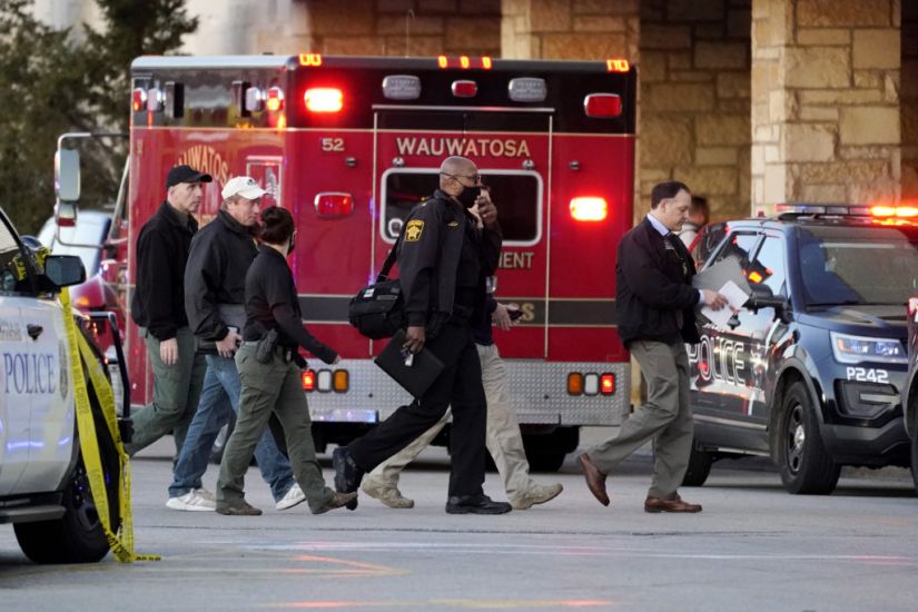 Eight Injured In Wisconsin Mall Shooting As Police Search For Suspect
