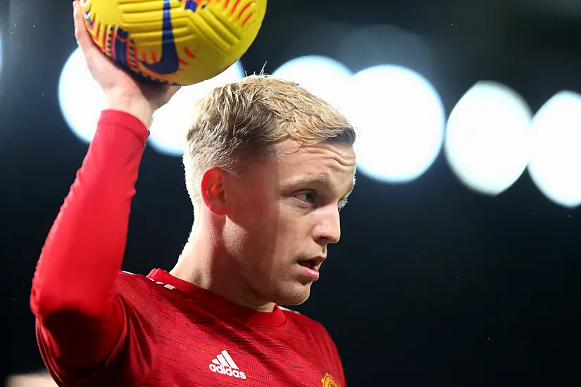 Van De Beek Admits Man Utd Cannot Take Progress For Granted