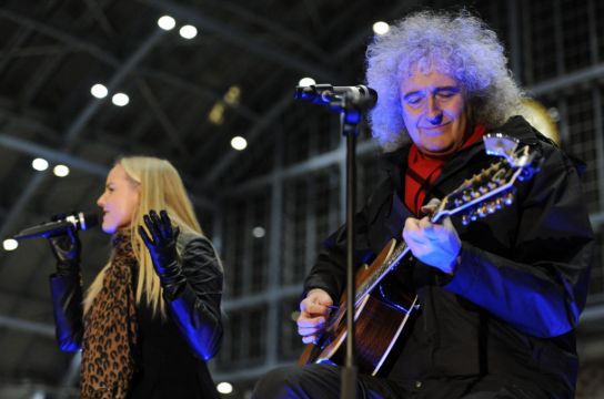 Brian May And Kerry Ellis To Release Christmas Song