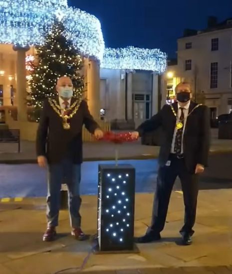 Christmas Lights Switch-On Gaffe Takes Internet By Storm
