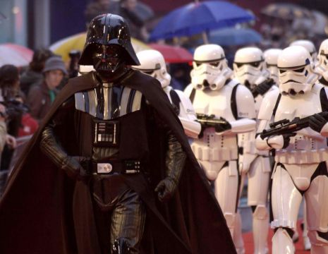 Darth Vader Actor Dave Prowse Dies Aged 85