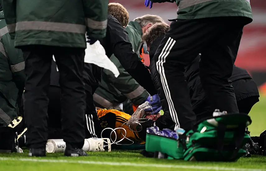 Raul Jimenez Undergoes Surgery On Fractured Skull