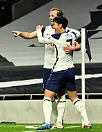 Kane-Son Combination Sinks Arsenal And Takes Tottenham Top Of The Table