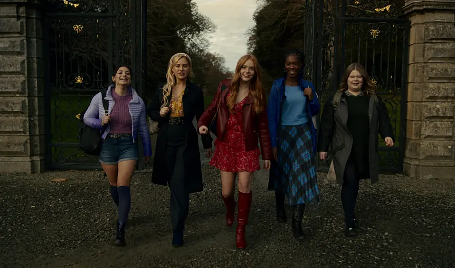 Netflix Releases Teaser For Series From Vampire Diaries Creator Filmed In Ireland