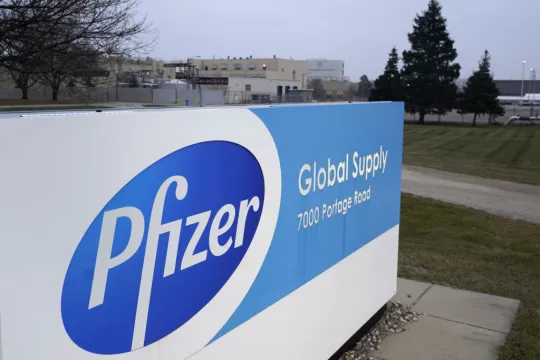 Us Grants Pfizer/Biontech Vaccine Fda Approval