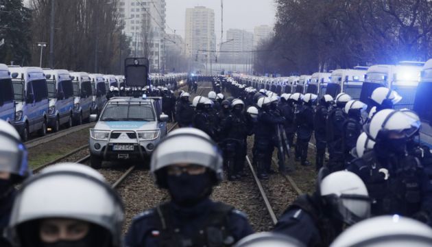 Protesters March In Warsaw Against ‘Authoritarian’ Government