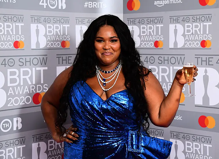 Lizzo Hits Back At Critics Of Her 10-Day Smoothie Diet