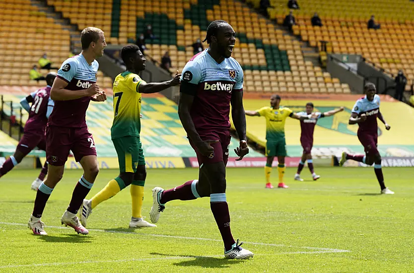 Michail Antonio Signs New West Ham Deal