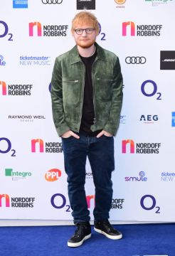 Ed Sheeran Enters Race For Festive Top Spot With Surprise ‘Christmas Present’