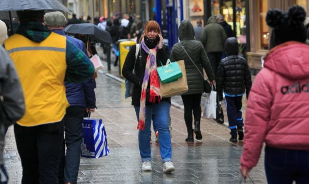 Soft Drinks Top The Last Minute Shopping Lists As Dublin Notes Increased Footfall
