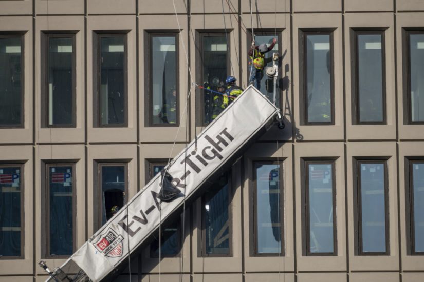 Window Cleaners Left Dangling After Explosion In High-Rise Building