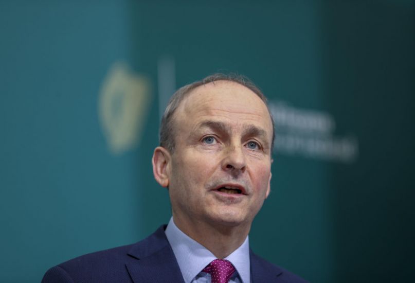 Government To Examine Introduction Of Living Wage, Taoiseach Says
