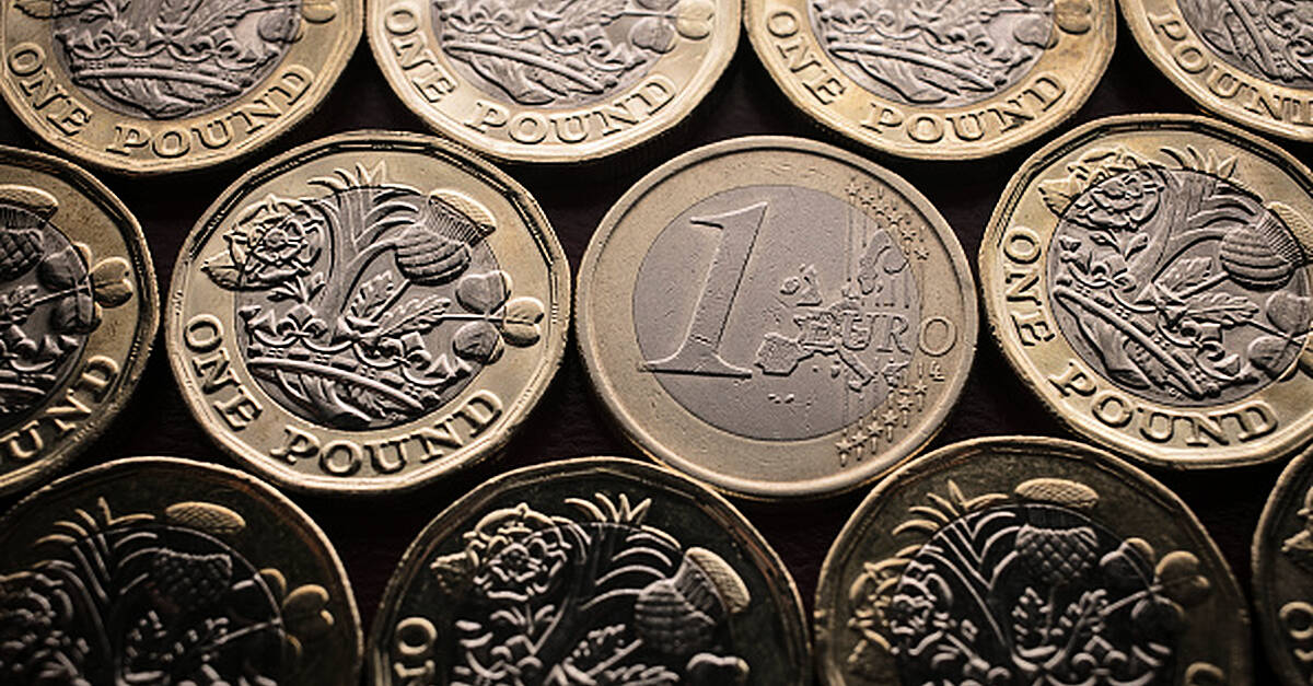 Sterling falls against the euro after the Bank of England interest rate decision